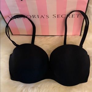 NWOTVictoria’s Secret black bra padding underwire